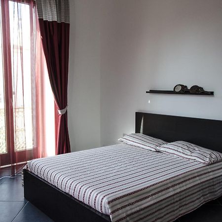 Maria Vittoria Charming Rooms And Apartments Brindisi Room photo