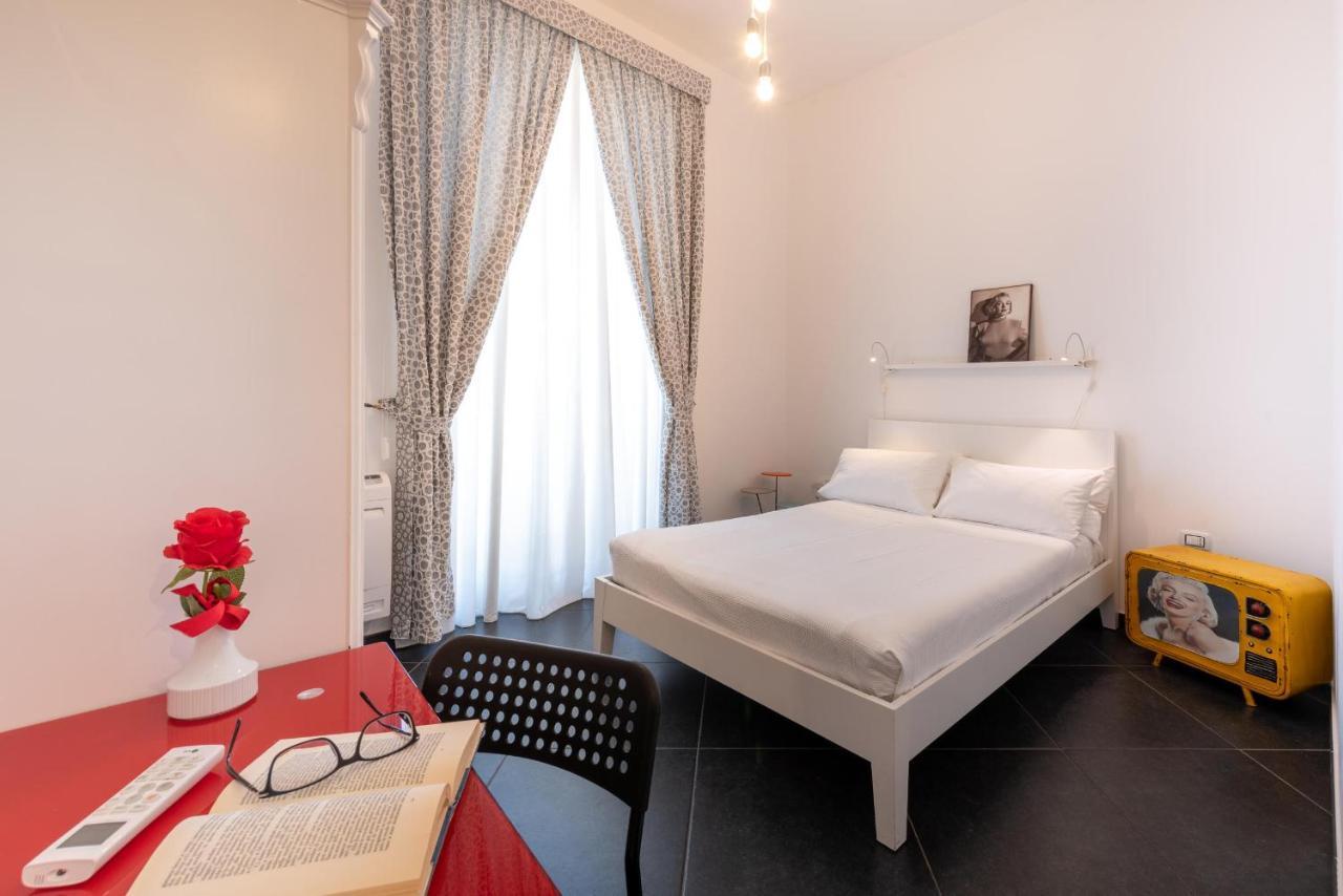 Maria Vittoria Charming Rooms And Apartments Brindisi Exterior photo