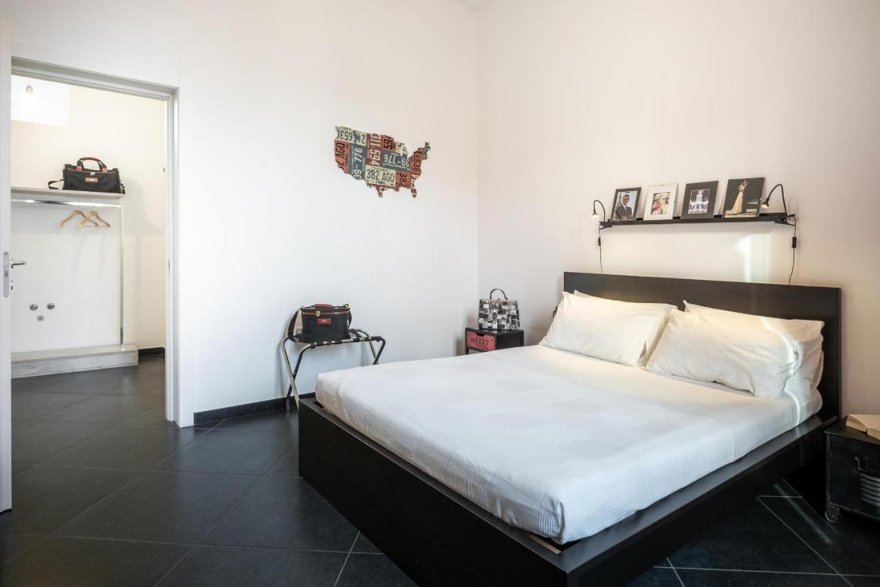 Maria Vittoria Charming Rooms And Apartments Brindisi Exterior photo