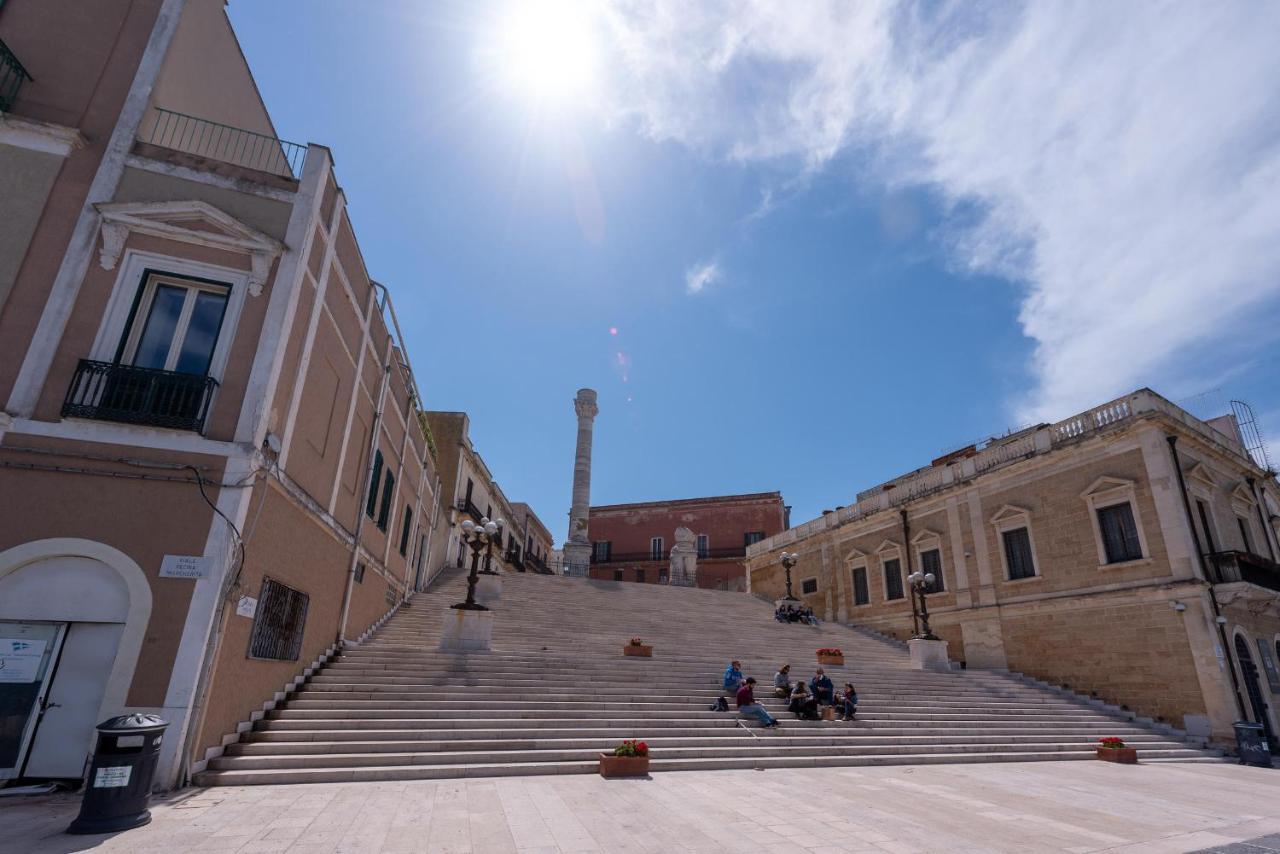 Maria Vittoria Charming Rooms And Apartments Brindisi Exterior photo