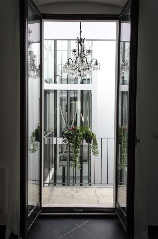 Maria Vittoria Charming Rooms And Apartments Brindisi Exterior photo