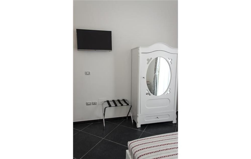 Maria Vittoria Charming Rooms And Apartments Brindisi Exterior photo