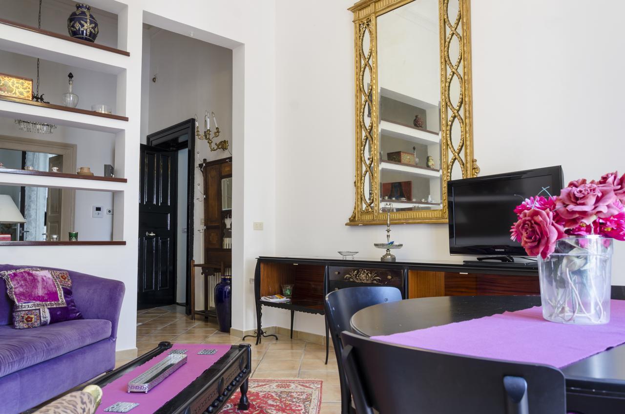 Maria Vittoria Charming Rooms And Apartments Brindisi Exterior photo
