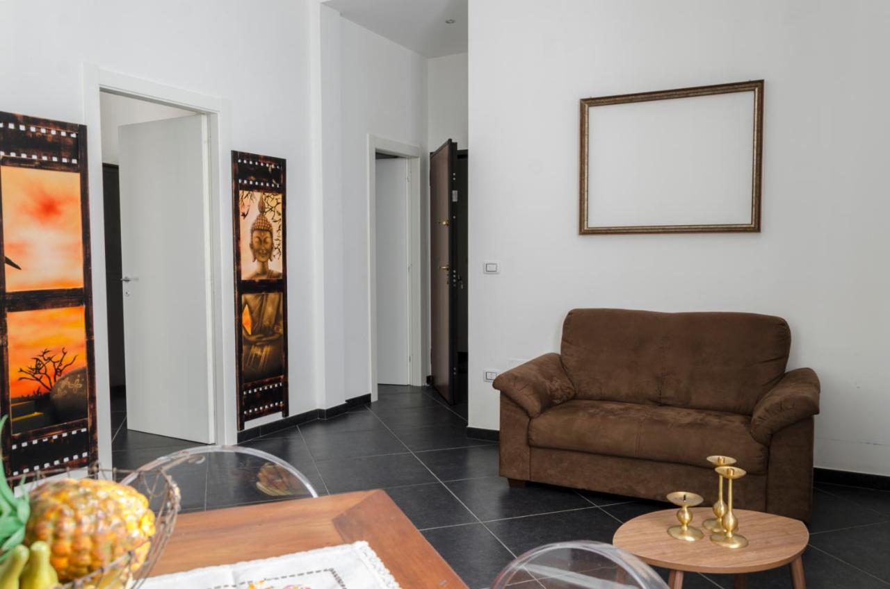 Maria Vittoria Charming Rooms And Apartments Brindisi Exterior photo